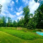 Château De Belleaucourt 4* Coulommes-la-Montagne