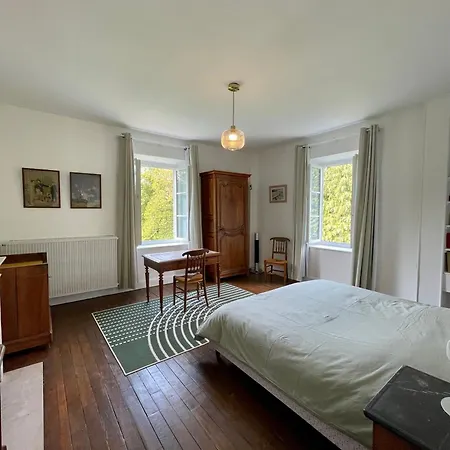 Chateau De Belleaucourt Bed & Breakfast